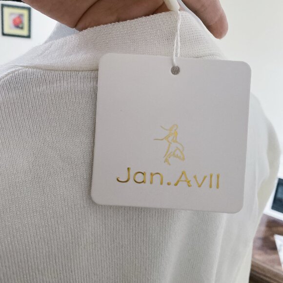 New White Embroidered Button Front Sweater Cardigan - Picture 6 of 6